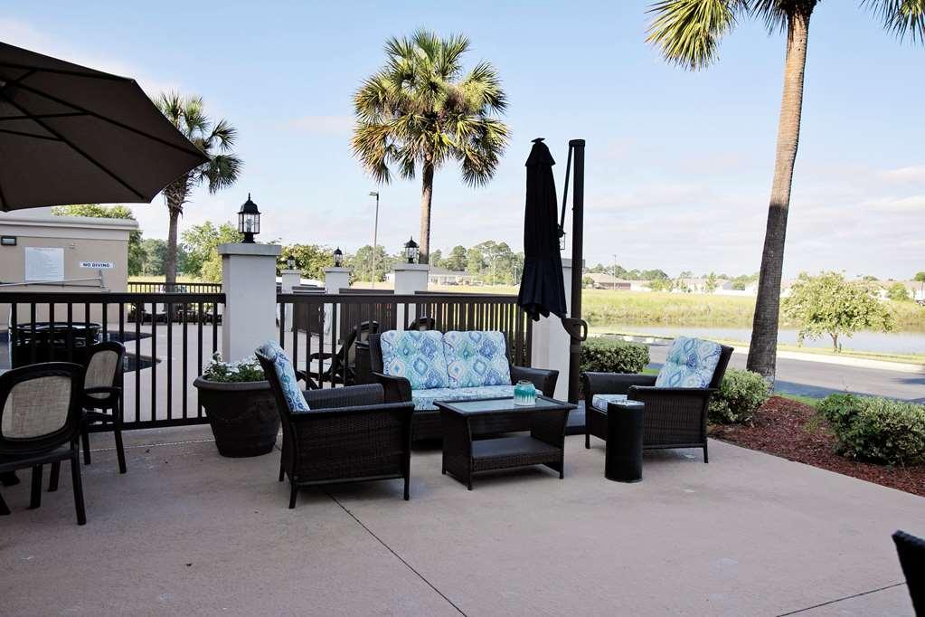 Hampton Inn Moultrie Bagian luar foto
