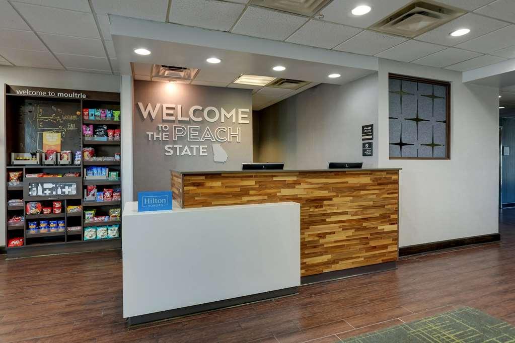 Hampton Inn Moultrie Interior foto