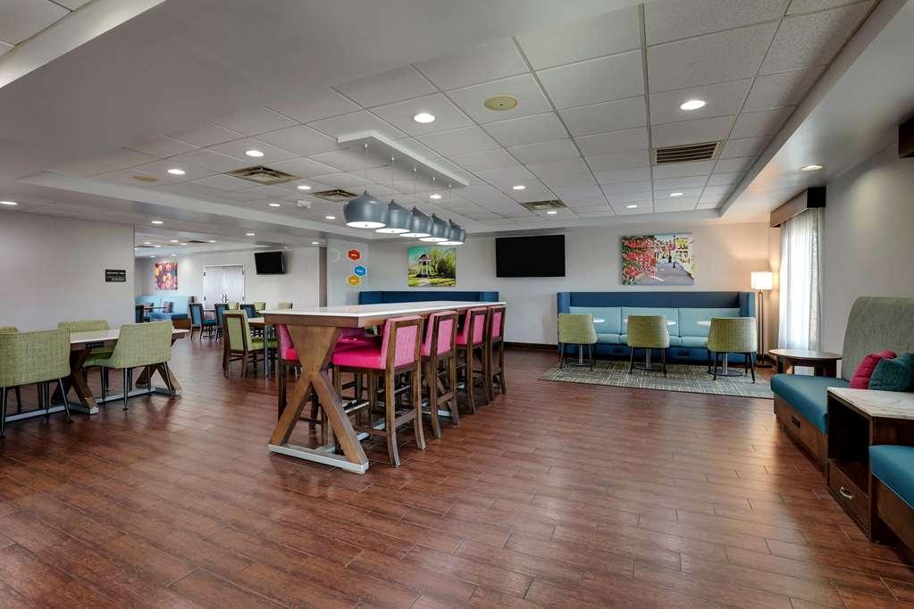 Hampton Inn Moultrie Restoran foto