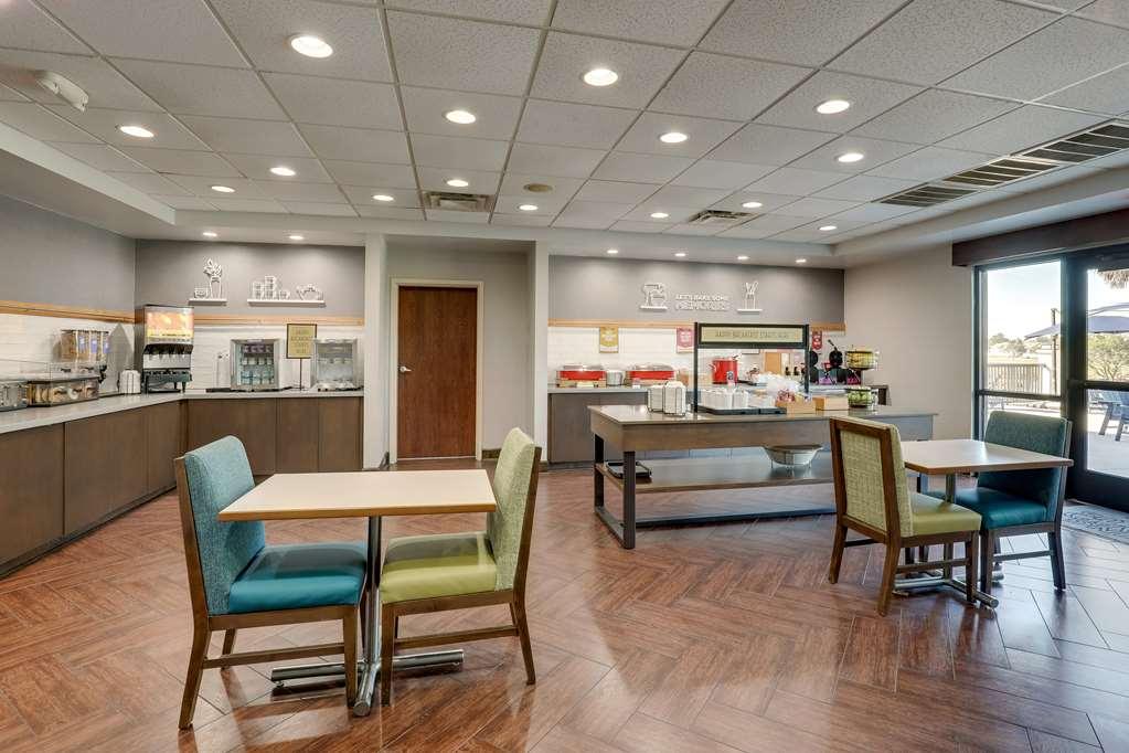 Hampton Inn Moultrie Restoran foto